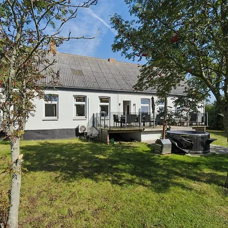 Ofelia - 4km From The Sea By Interhome